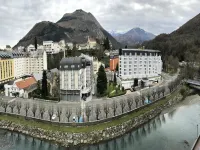 Hôtel Saint Georges Hotels near Sanctuary of Our Lady of Lourdes