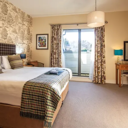The White Hart, Wroughton