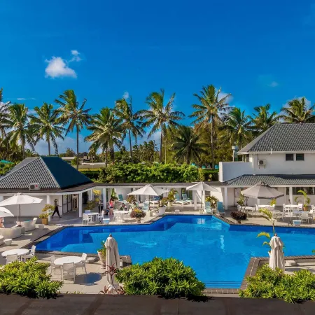 Muri Beach Club Hotel