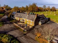The Red Lion at Hellidon Hotels in Daventry District