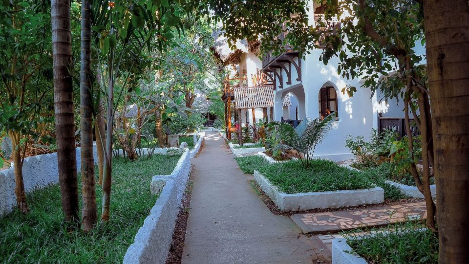 Langi Langi Beach Bungalows