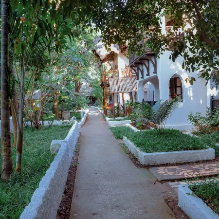 Langi Langi Beach Bungalows