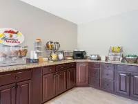 Super 8 by Wyndham Owensboro Hotels in Owensboro