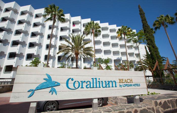 Corallium Beach by Lopesan Hotels - Adults Only