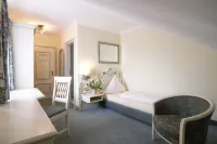 Hotel Limmerhof فنادق في Brunnthal