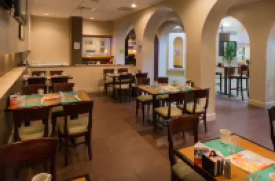 GreenTree Hotel Phoenix West