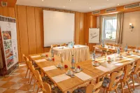 Landgasthof Weberhans Hotels in Harburg (Schwaben)