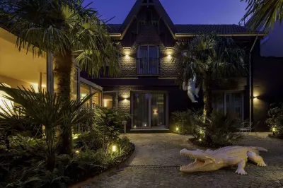 The Dutch Maastricht Hotels near Yong Kee