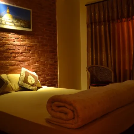 Pradhan House - Home Stay with Garden