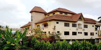 Accra Royal Castle Apartments & Suites Hotels near Container