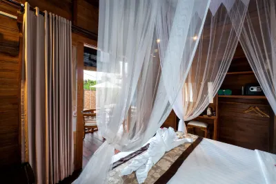 래디언스 선셋 빌라 렘봉안 누사 렘봉안 호텔