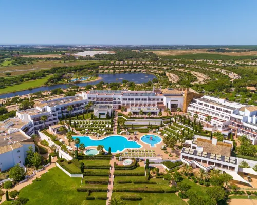 هوتل فويرتي إلرومبيدو Hotels near لا بيلا هارميتاج