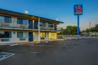 Motel 6 Red Bluff, CA Hotel di Red Bluff