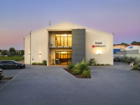 ホテル アプフェルバウム エルディングのホテル