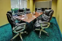 สปริงฮิลล์สวีทส์ แมริออท นอร์ฟอล์ก มหาวิทยาลัยโอลด์โดมิเนียน