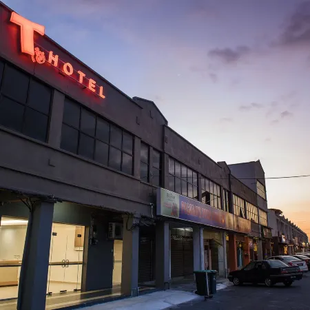 T Hotel Anggerik