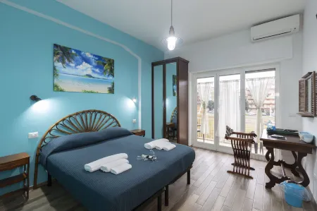 ViOletta Отели рядом с достопримечательностью «Parco via attilio profumo»