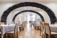 The Azoriani Boutique, Ascend Hotel Collection - breakfast