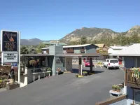 阿爾卑斯山小徑嶺汽車旅館 拉里默縣住宿飯店
