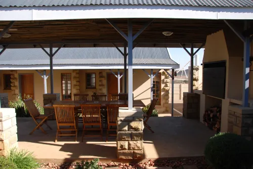 Sandstone Chameleon Guest House - 4-Star