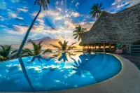 SeVi Boutique Hotel - Infinity Pools