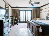 Hillside Boutique Hotel Hotels in Medina County