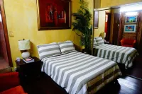 B & B Comfy Inn Hotel di Petionville
