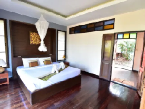 Thanya Beach Resort Hotels near Ko Ngai