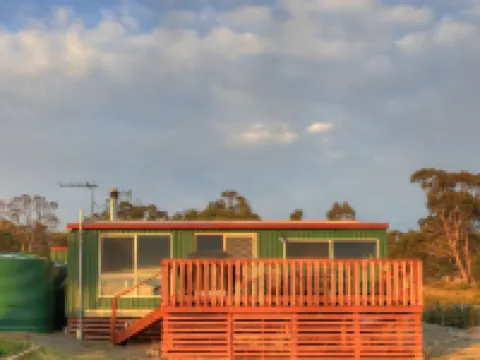 Discover Bruny Island Holiday Accommodation Hotels in Alonnah
