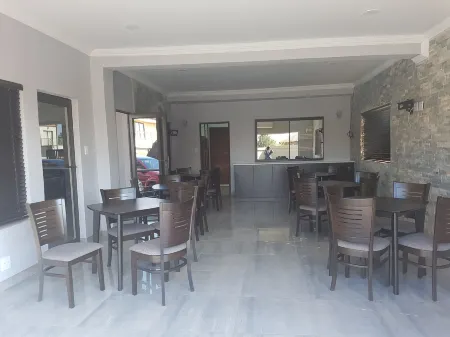 Sunflower Guesthouse & Spa Отели в г. Фандербейлпак