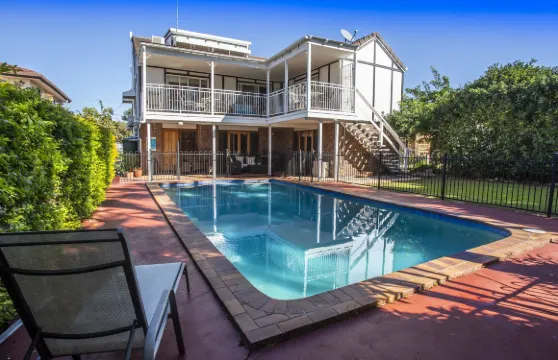 安斯利山莊園酒店