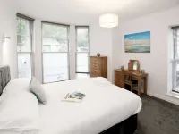 Austens Apartments