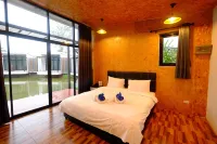 N&C Resort Hotels in Phang Khon