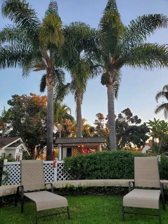 Marina Beach Motel