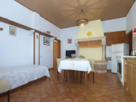 Apartment 1965