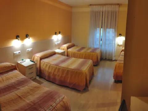 Hostal Hispanico I Ξενοδοχεία στην πόλη 