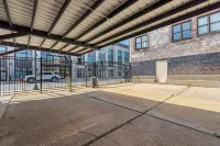 The Union at 222 Loft w/ Rooftop & Private Gated Parking
