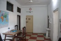 Mamdali Guest House
