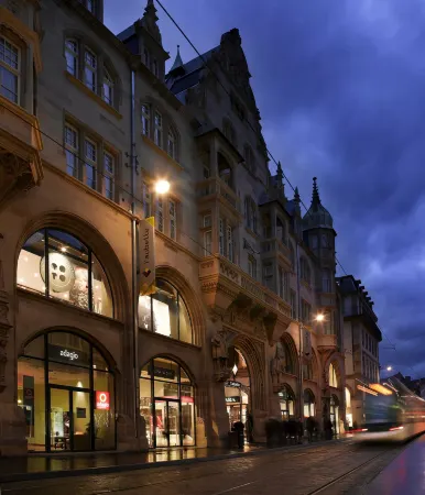 Aparthotel Adagio Strasbourg Place Kléber Отели рядом с достопримечательностью «Fontaine de Janus»