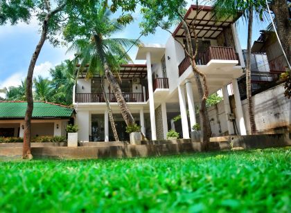 Sea View Tourist Inn