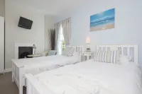 The Boathouse Hotel di 