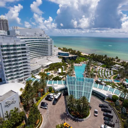 Fontainebleau Miami Beach Private Luxury Suites