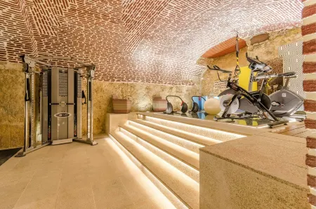 Hotel Borges Chiado Отели рядом с достопримечательностью «Триумфальная Арка на руа Аугушта»