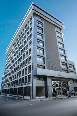 Hôtel Ivotel Abidjan Hotels near JF
