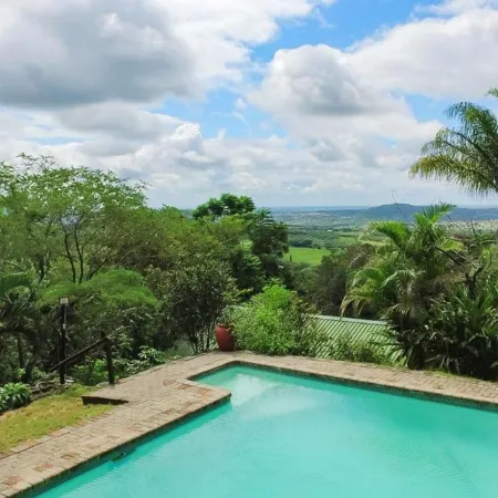 Viewpoint Lodge & Safari Tours