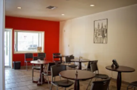 Whispering Palms Inn Hotels in Del Rio