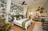 Pioneers Hotels near Elephant's Walk Shopping & Artist's Village