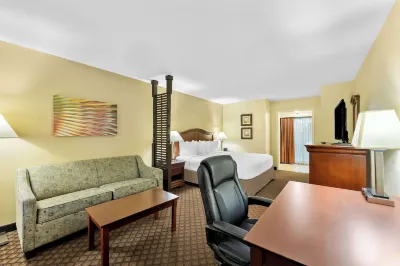 Best Western Coach House Hotels near Discovery Center of Springfield