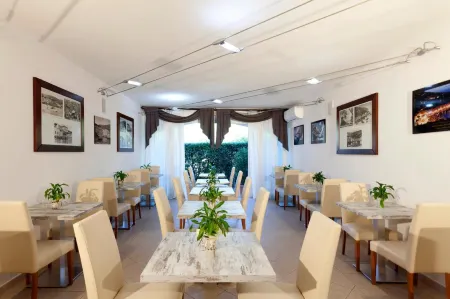 Hotel Villa Smeraldo Отели рядом с достопримечательностью «La Feniglia»