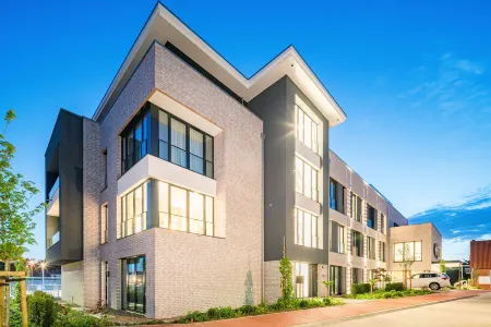 Stadthotel Lohne, Self Check in, Mit Bäckerei Und Cafe